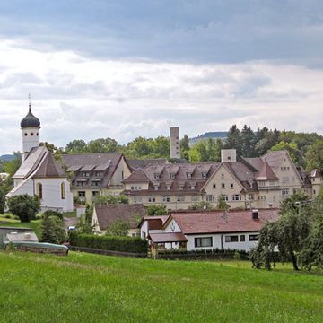 Blick auf das Kloster Untermarchtal