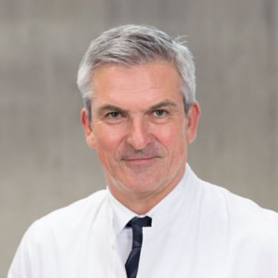 Prof. Dr. med. Alfred Lindner, Ärztlicher Direktor der Klinik für Neurologie am Marienhospital Stuttgart