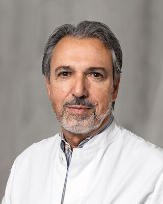 Privatdozent Dr. med. habil. Manfred Hofmann, Ärztlicher Direktor der Klinik für Gynäkologie und Geburtshilfe