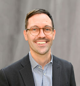 Philipp Schmitz ist Compliance-Beauftragter im Marienhospital Stuttgart Philipp Schmitz ist Compliance-Beauftragter im Marienhospital Stuttgart